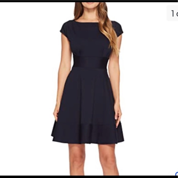 kate spade Dresses & Skirts - KATE SPADE NEW YORK- Classic Ponte Fiorella Dress rich Navy Size: M, cap sleeves